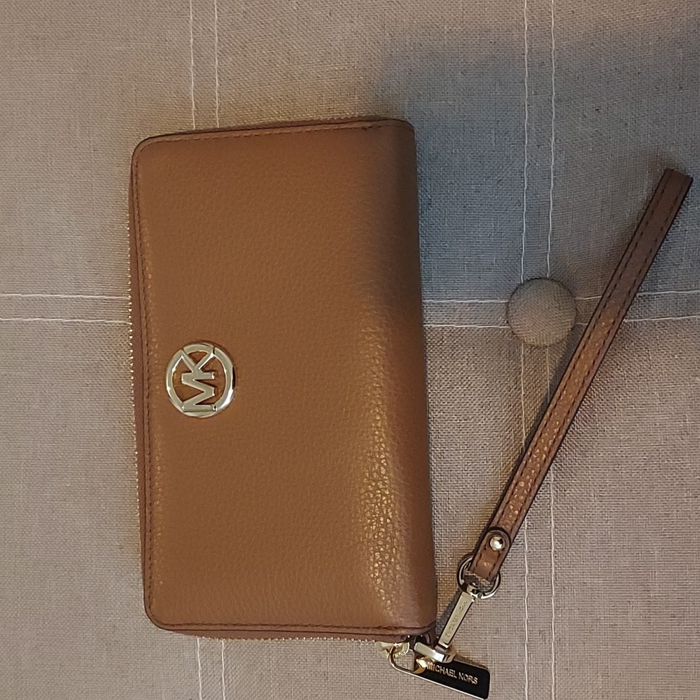 MK wristlet Wallet